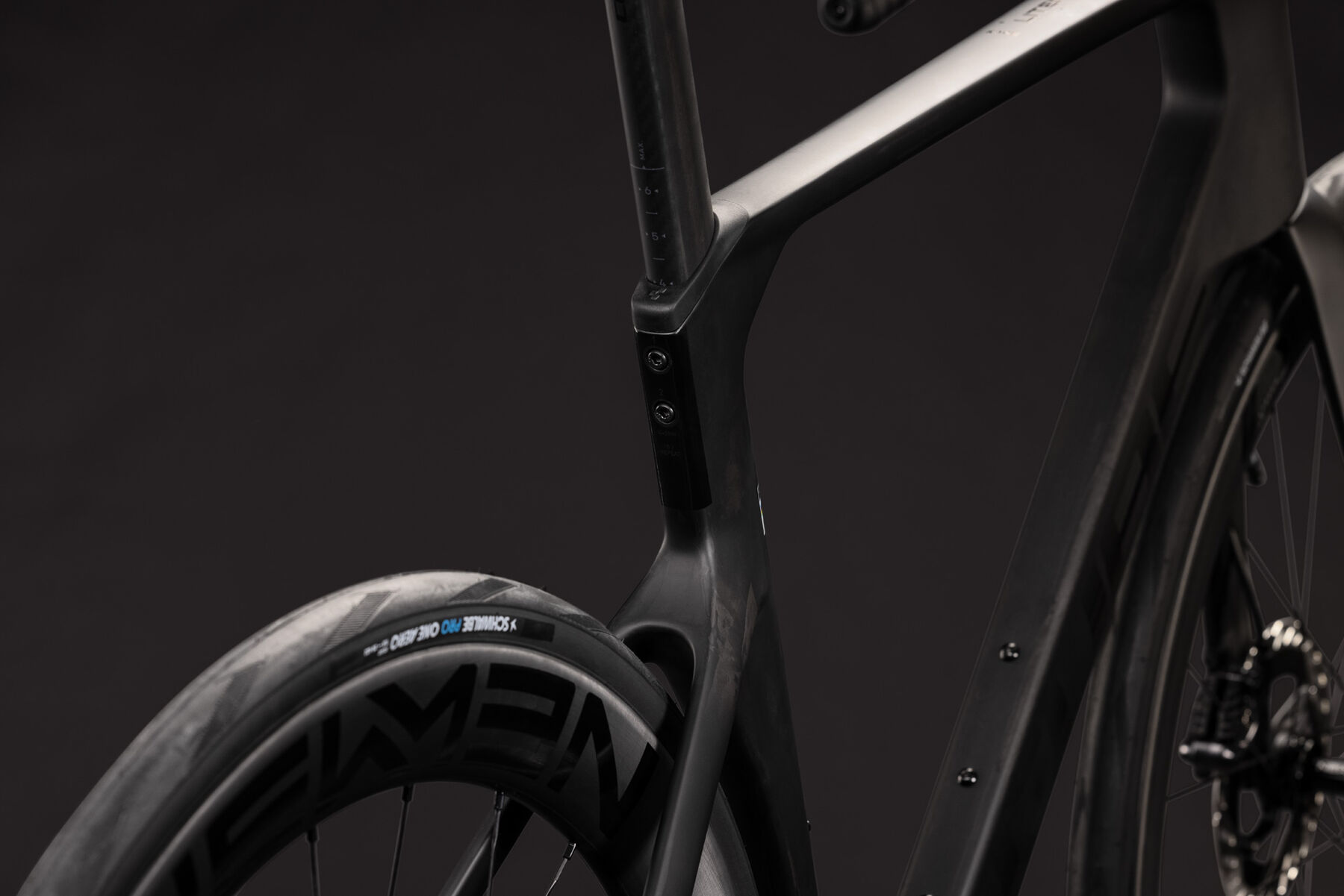 1133300-Cube-Litening-AERO-C-68X-Race-carbon-n-chrome-2027-03