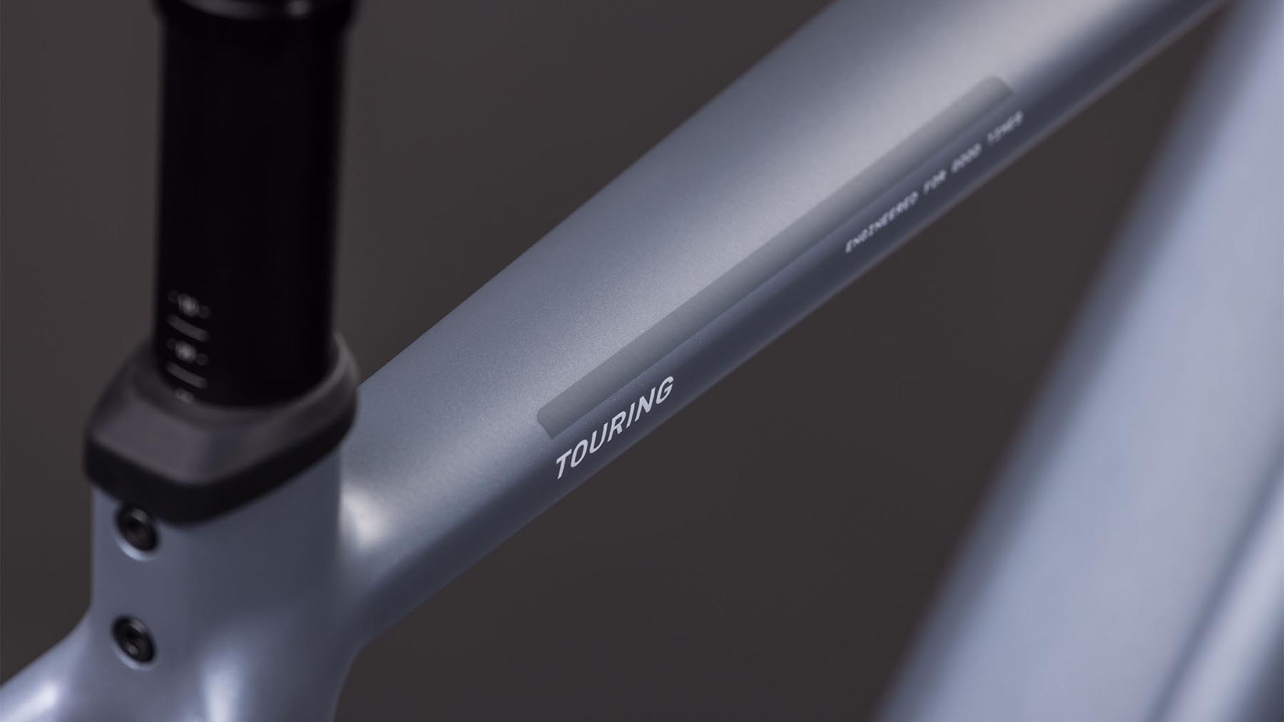 111200-Cube-Touring-Hybrid-Pro-800-pearlgrey-n-grey-2026-EBike-Trekkingrad-Herren-02