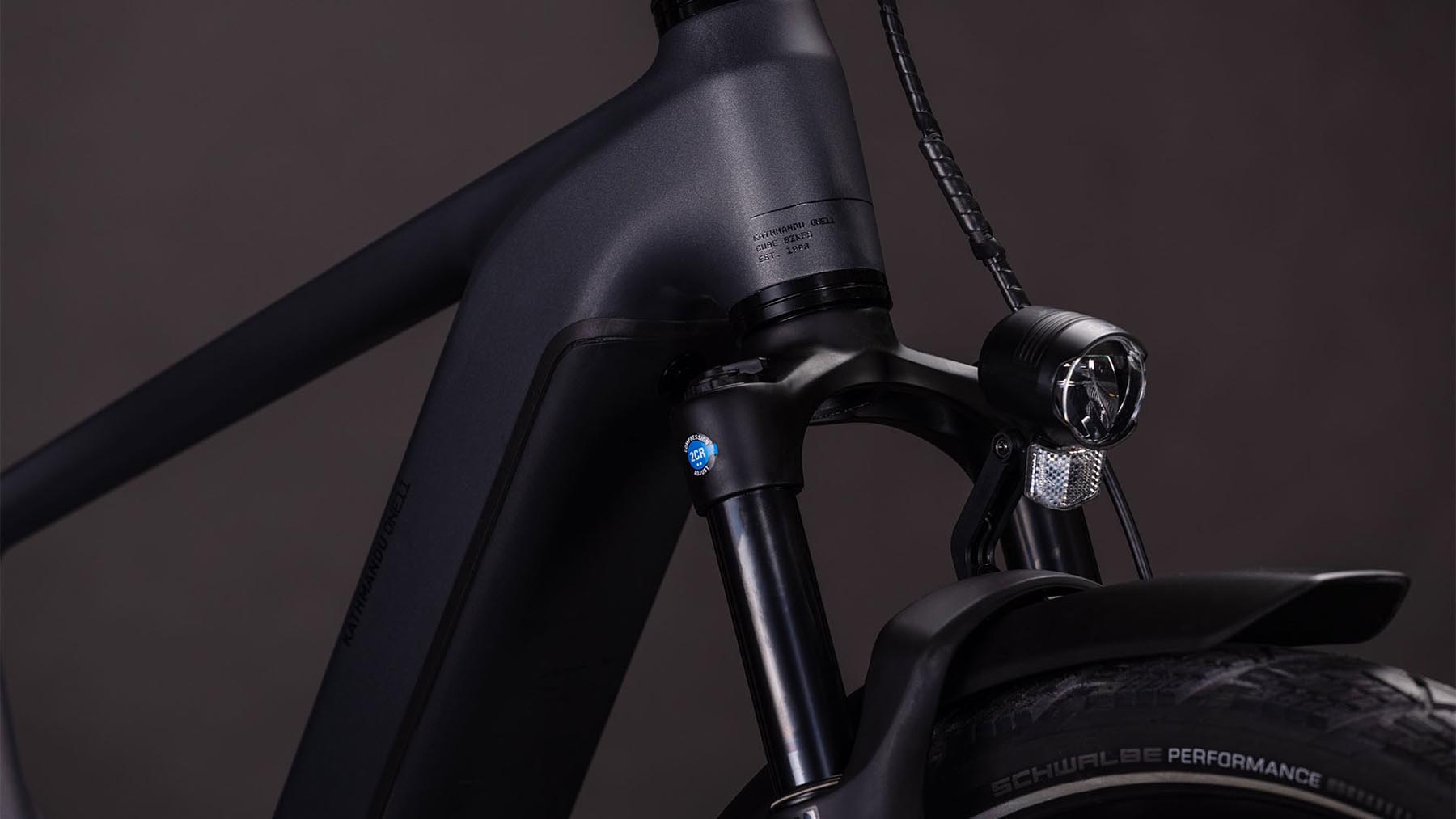 1113500-Cube-Kathmandu-Hybrid-ONE11-HPC-Pro-800-slabgrey-n-black-2026-EBike-Trekkingrad-Herren-07