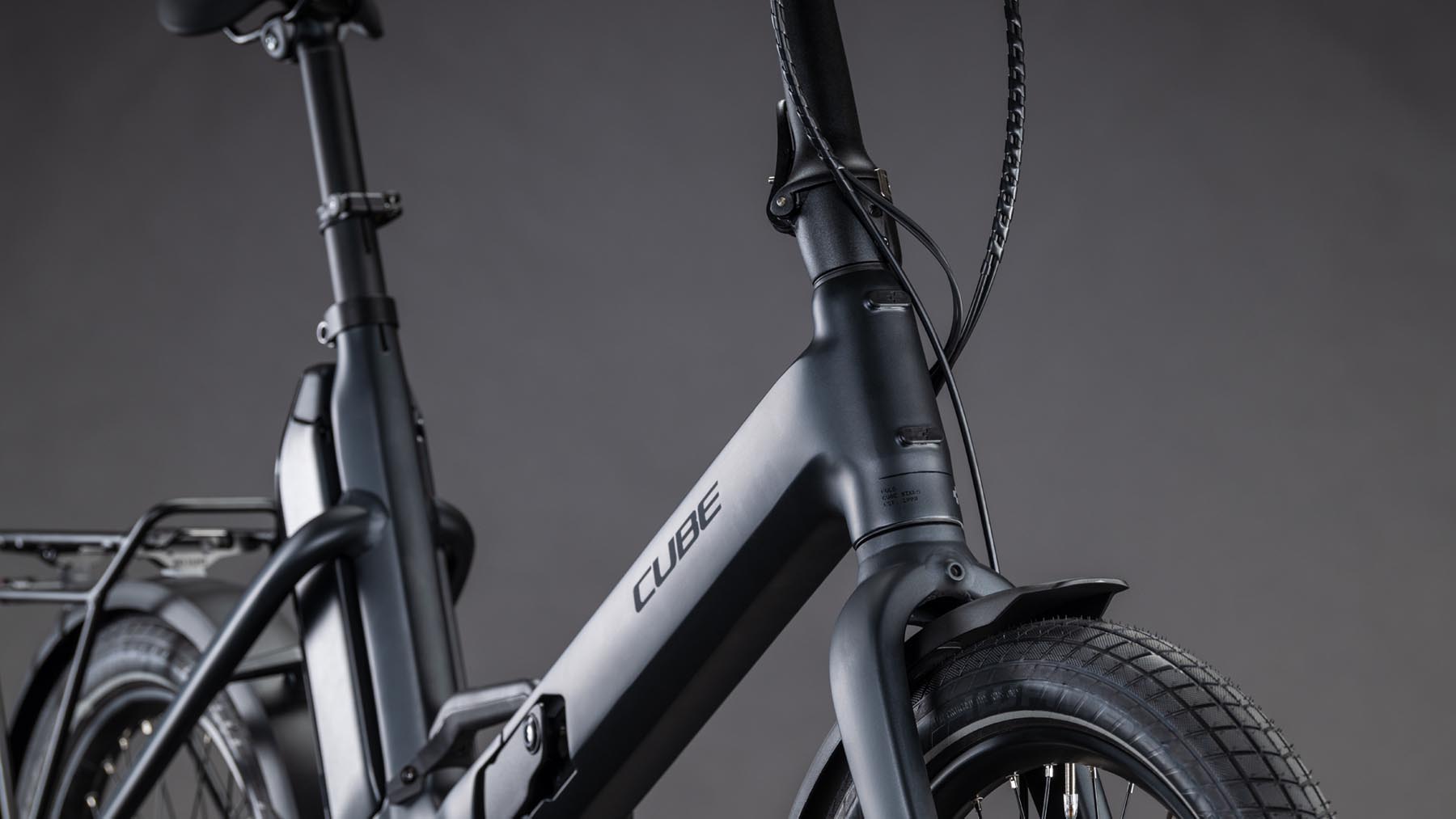 120200-Cube-Fold-Hybrid-545-coal-n-reflex-2026-EBike-Faltrad-05