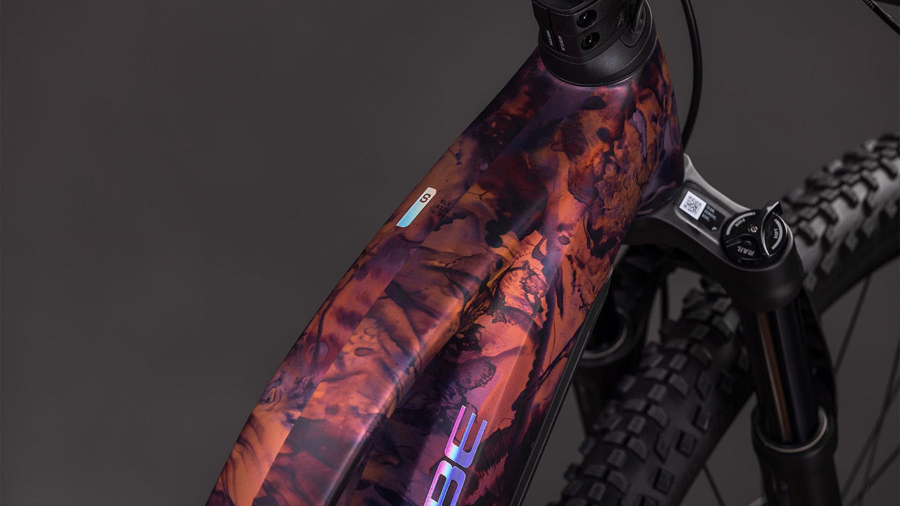 108621Z-Cube-Reaction-Hybrid-SLX-800-shiftblush-n-art-2026-EBike-Hardtail-Mountainbike-Damen-01
