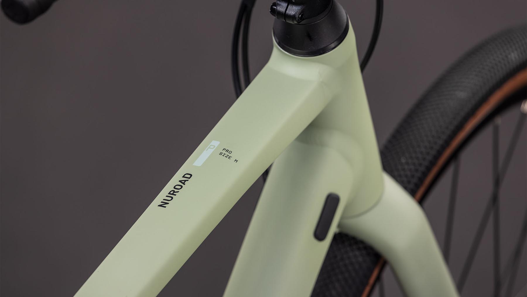129310-Cube-Nuroad-Pro-pea-n-grey-2026-Gravel-Bike-01