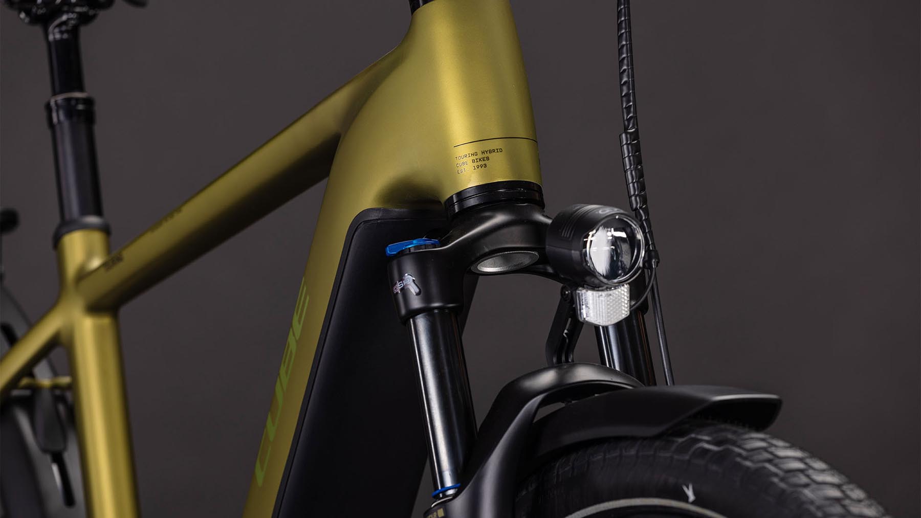 111210-Cube-Touring-Hybrid-Pro-800-goldenlime-n-black-2026-EBike-Trekkingrad-Herren-06