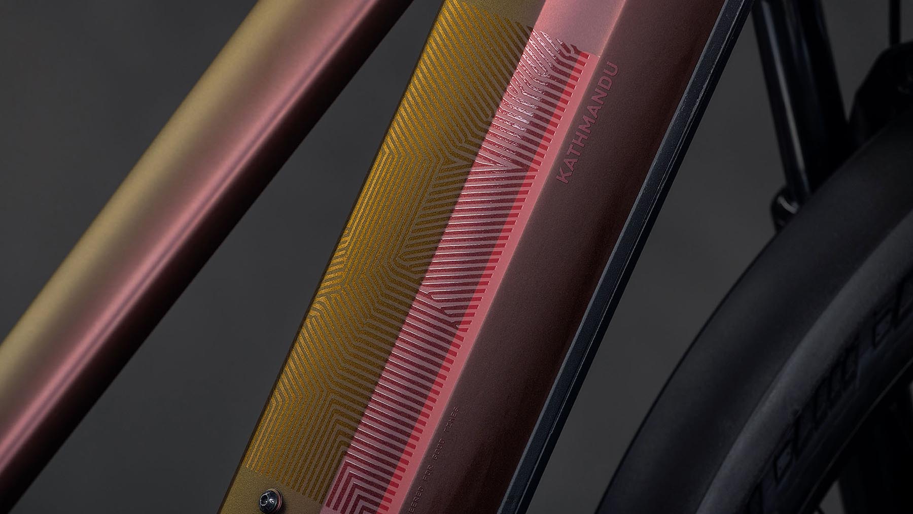 112211Z-Cube-Kathmandu-Hybrid-Pro-800-sunglow-n-chrome-2026-EBike-Trekkingrad-Damen-03