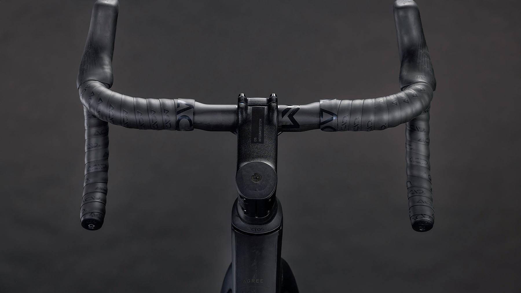 126200-Cube-Agree-C-62-Pro-blackline-2026-Carbon-Rennrad-05
