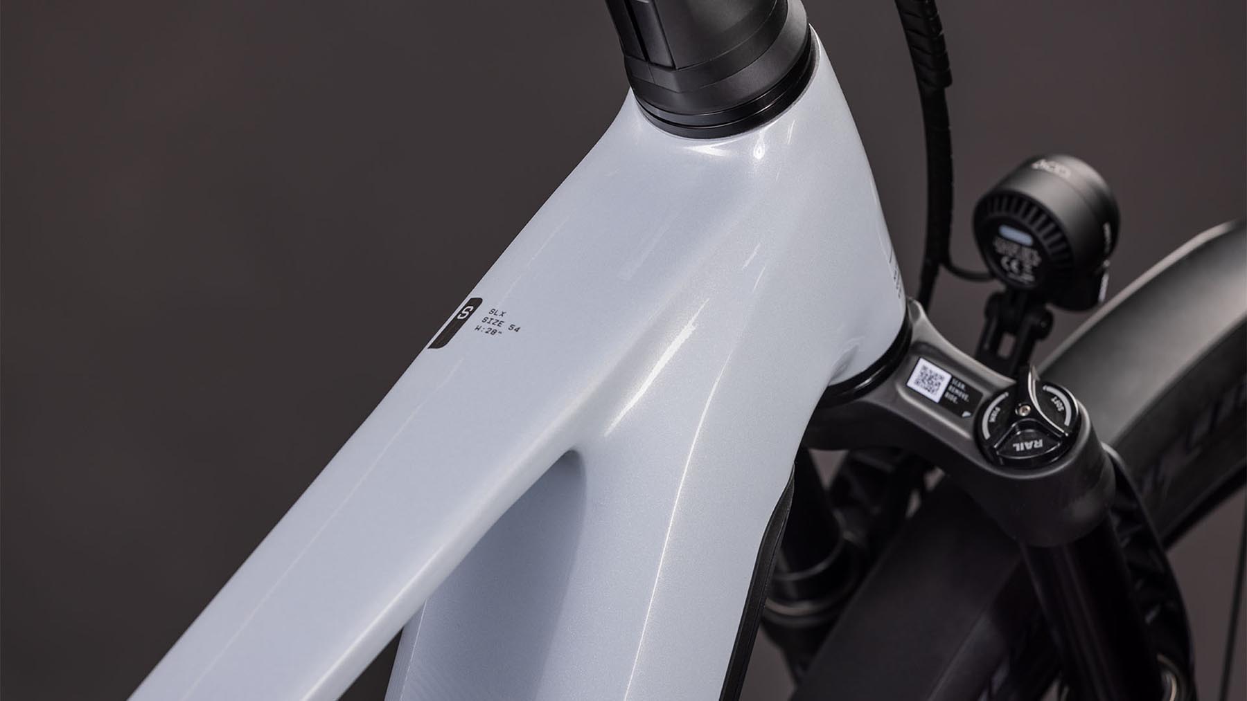 112610-Cube-Kathmandu-Hybrid-SLX-800-foggrey-n-grey-2026-EBike-Trekkingrad-Herren-01