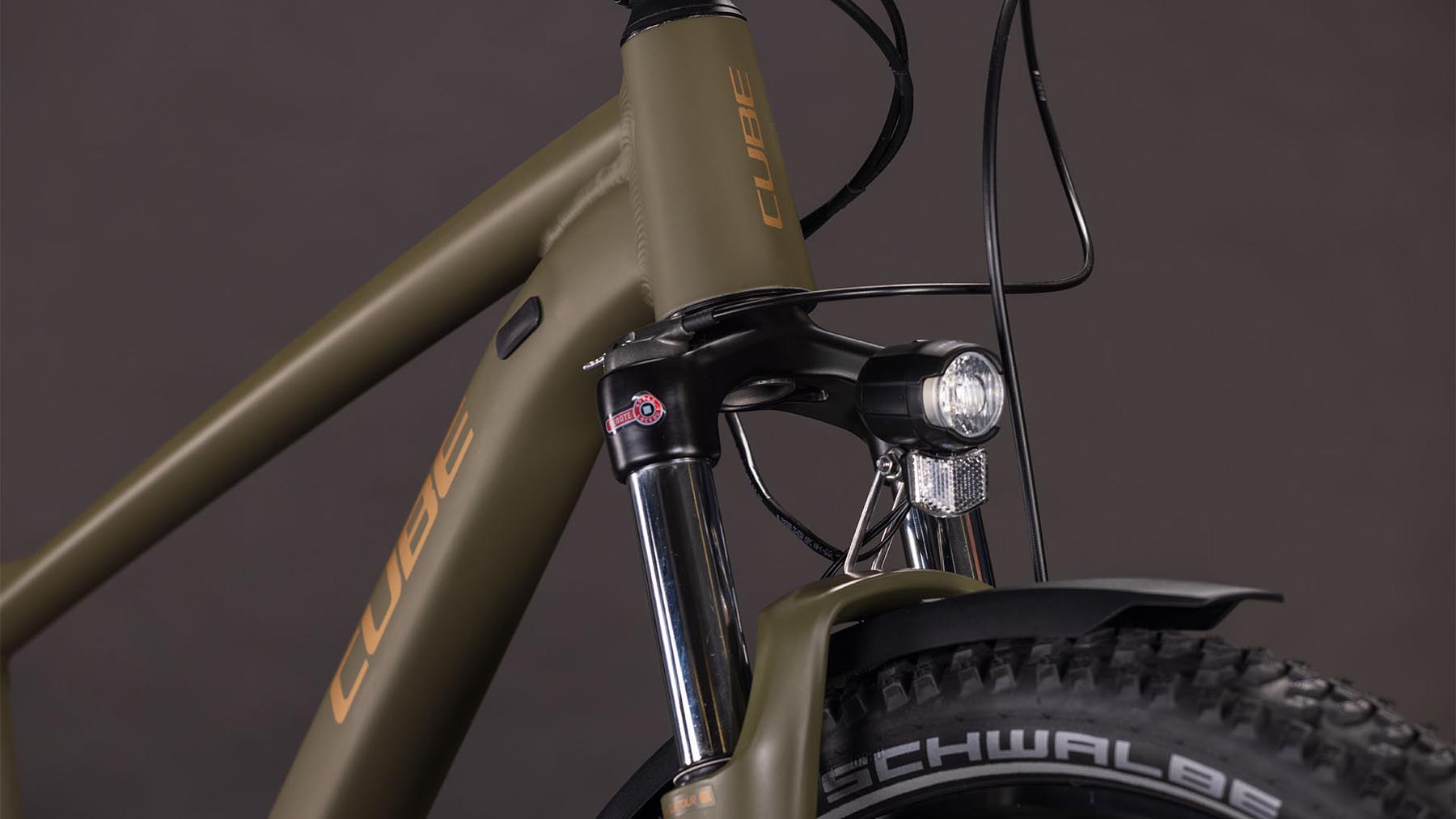 141260-Cube-Aim-SLX-FE-dustyolive-n-gold-2026-Hardtail-Mountainbike-05