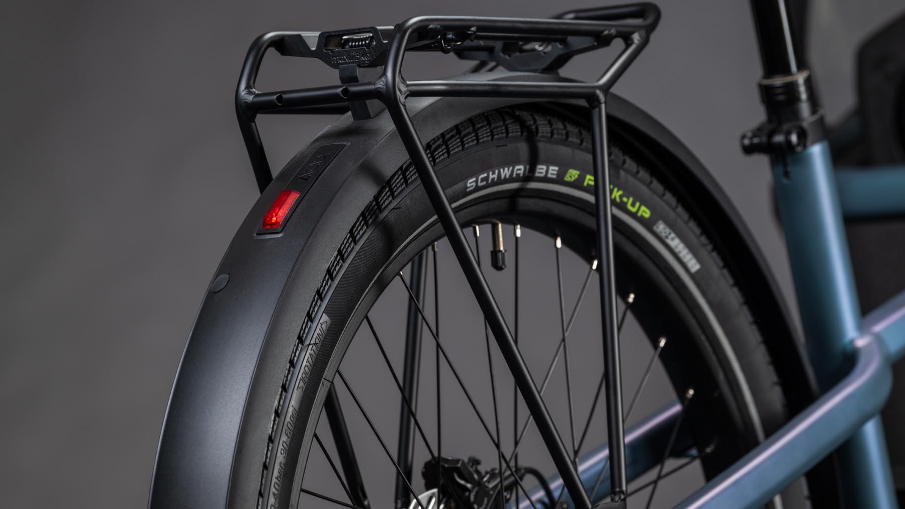 124201-Cube-Cargo-Hybrid-Comfort-Pro-Family-800-smaragdgrey-n-reflex-2026-EBike-Lastenfahrrad-02