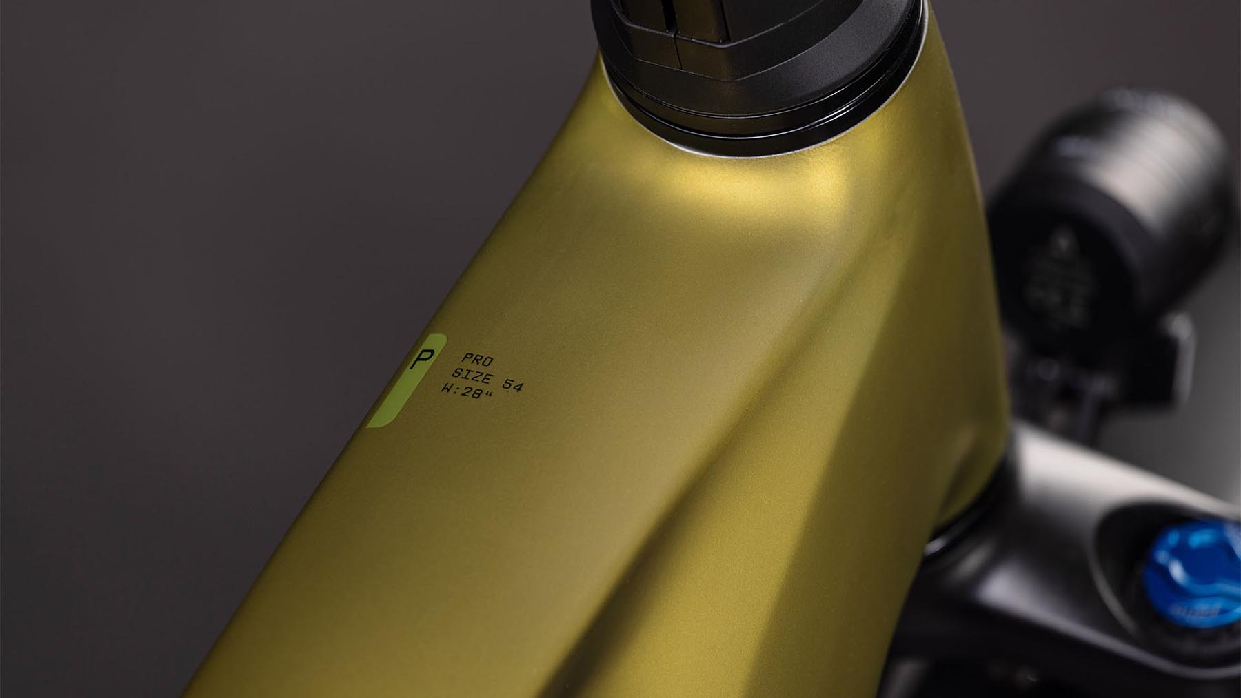 111210-Cube-Touring-Hybrid-Pro-800-goldenlime-n-black-2026-EBike-Trekkingrad-Herren-02