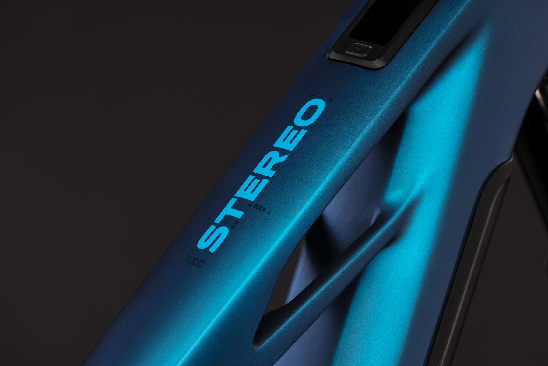 1203410-Cube-Stereo-Hybrid-ONE44-HPC-EXC-800-nebula-n-blue-2027-02
