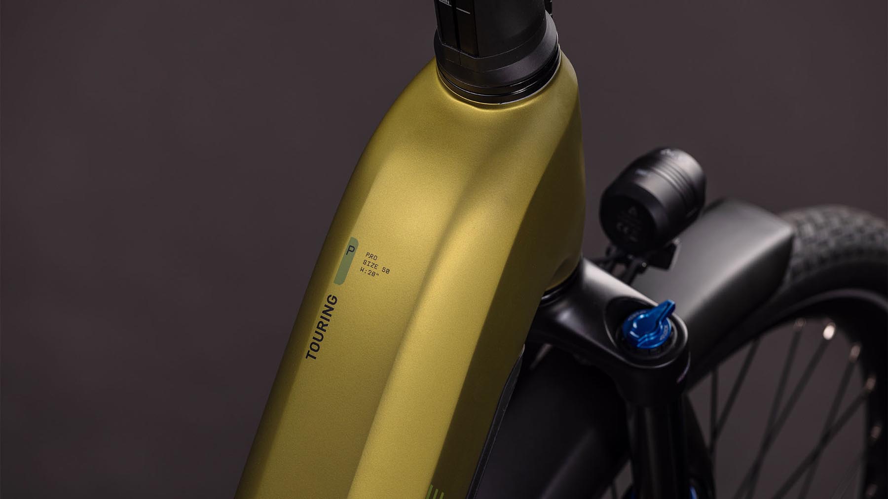 111212E-Cube-Touring-Hybrid-Pro-800-goldenlime-n-black-2026-EBike-Trekkingrad-Tiefeinsteiger-01