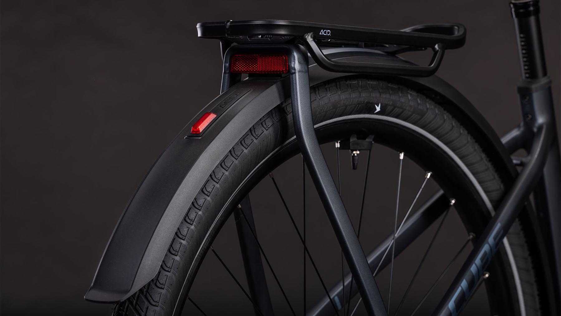 112111Z-Cube-Kathmandu-Hybrid-ONE-800-metallicgrey-n-grey-2026-EBike-Trekkingrad-Damen-03