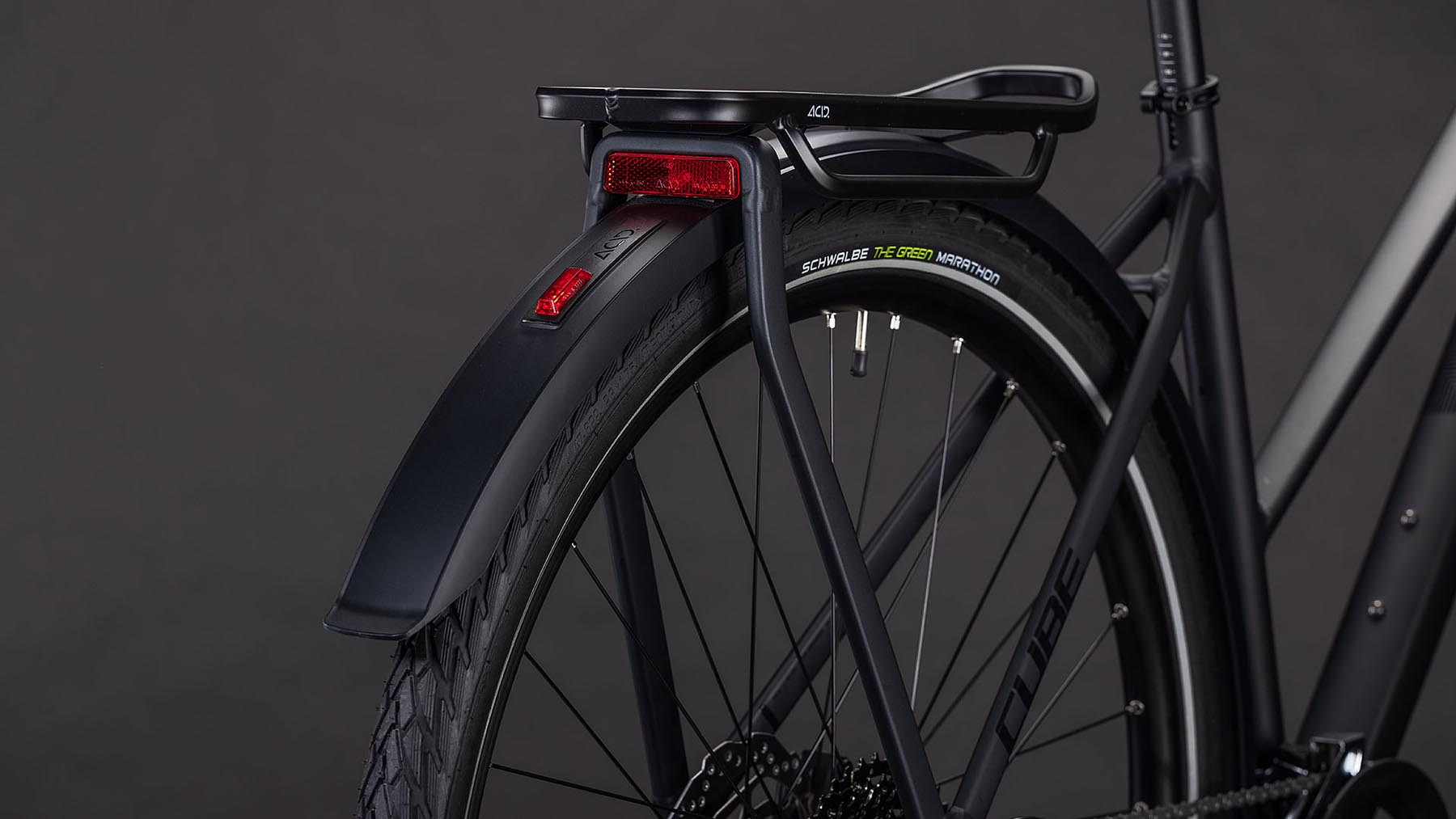162601Z-Cube-Kathmandu-Pro-coal-n-black-2026-Trekkingrad-Damen-04