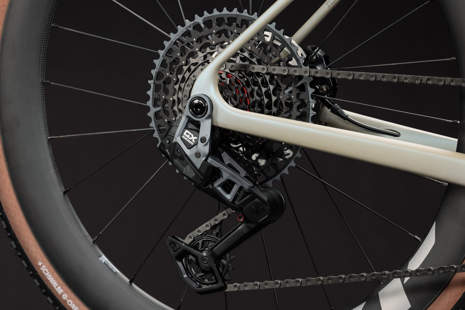 1136600-Cube-Nuroad-C-62-SLX-glintsand-n-black-2027-06