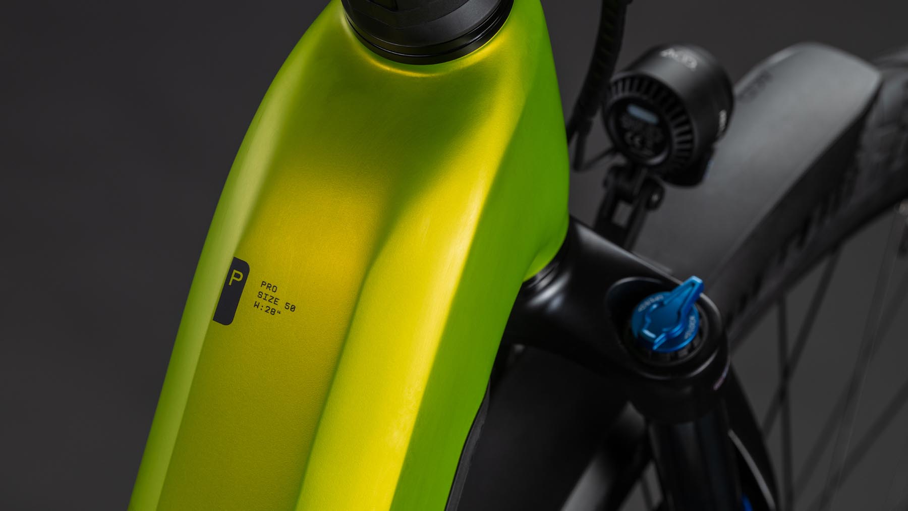 112222E-Cube-Kathmandu-Hybrid-Pro-800-lizard-n-black-2026-EBike-Trekkingrad-Tiefeinsteiger-01