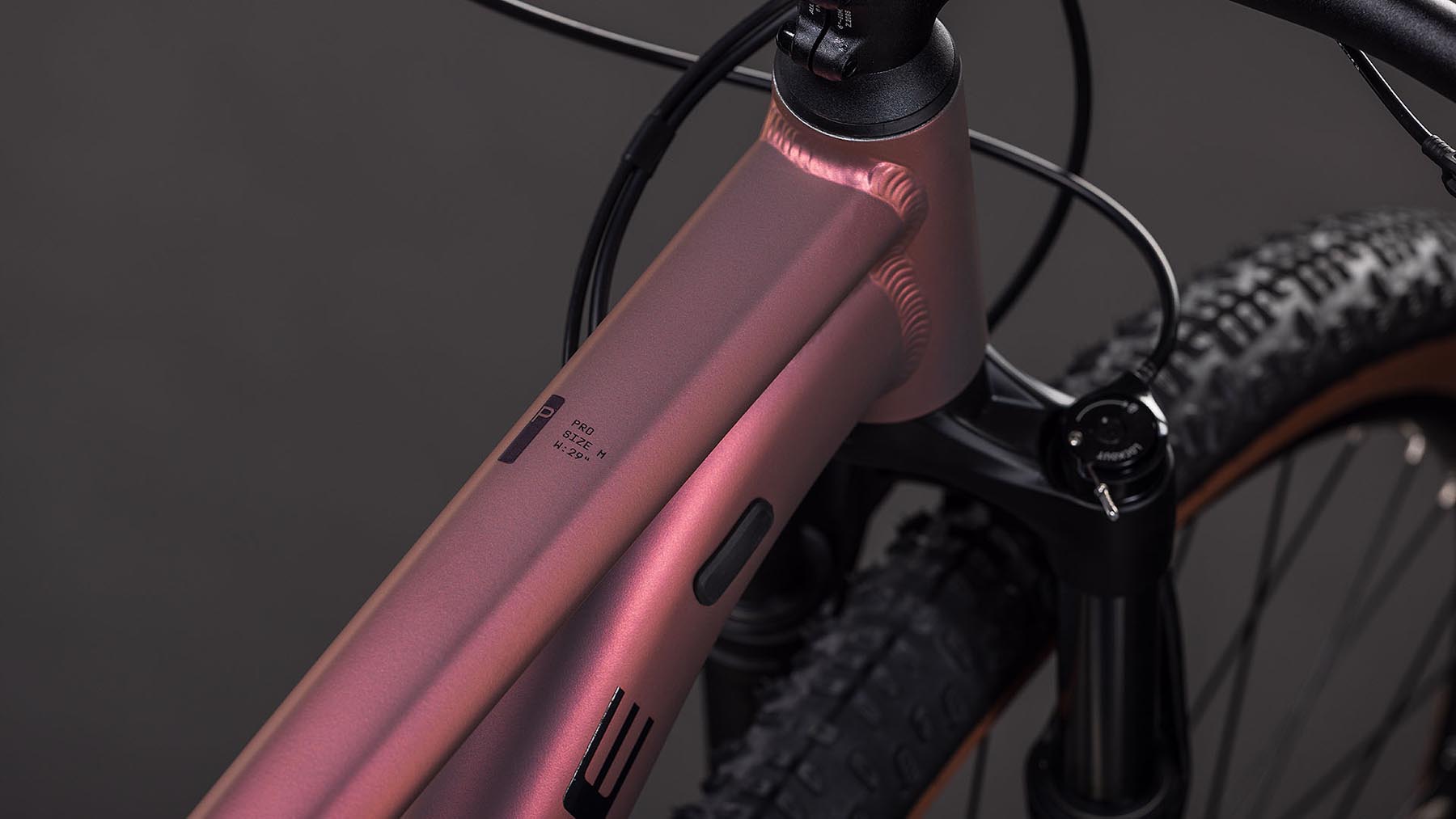 143120-Cube-Reaction-Pro-shiftblush-n-black-2026-Hardtail-Mountainbike-01