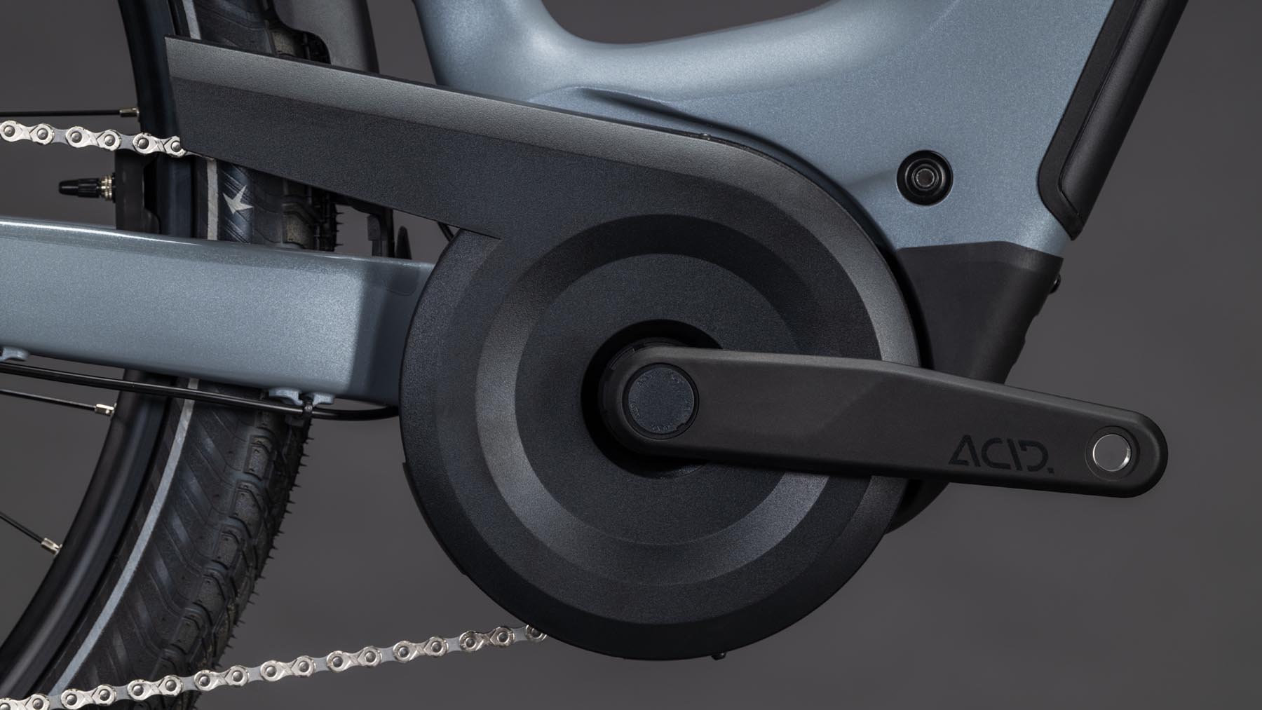 111202E-Cube-Touring-Hybrid-Pro-800-pearlgrey-n-grey-2026-EBike-Trekkingrad-Tiefeinsteiger-03