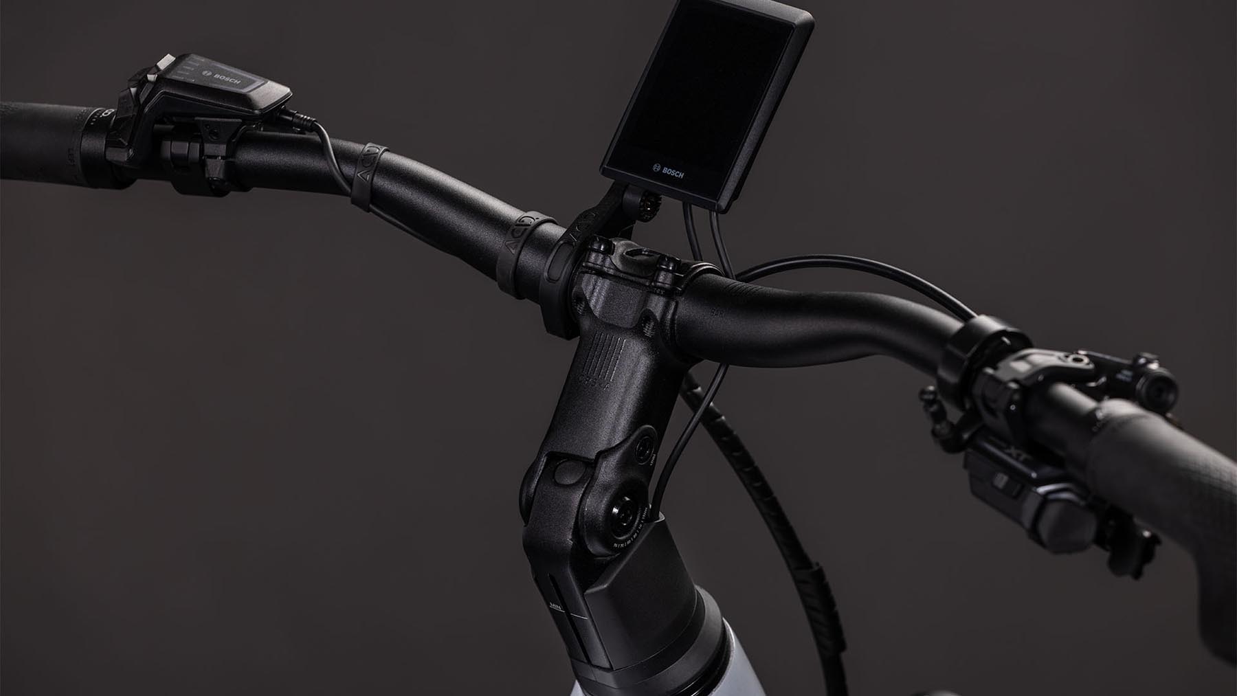 112610-Cube-Kathmandu-Hybrid-SLX-800-foggrey-n-grey-2026-EBike-Trekkingrad-Herren-02