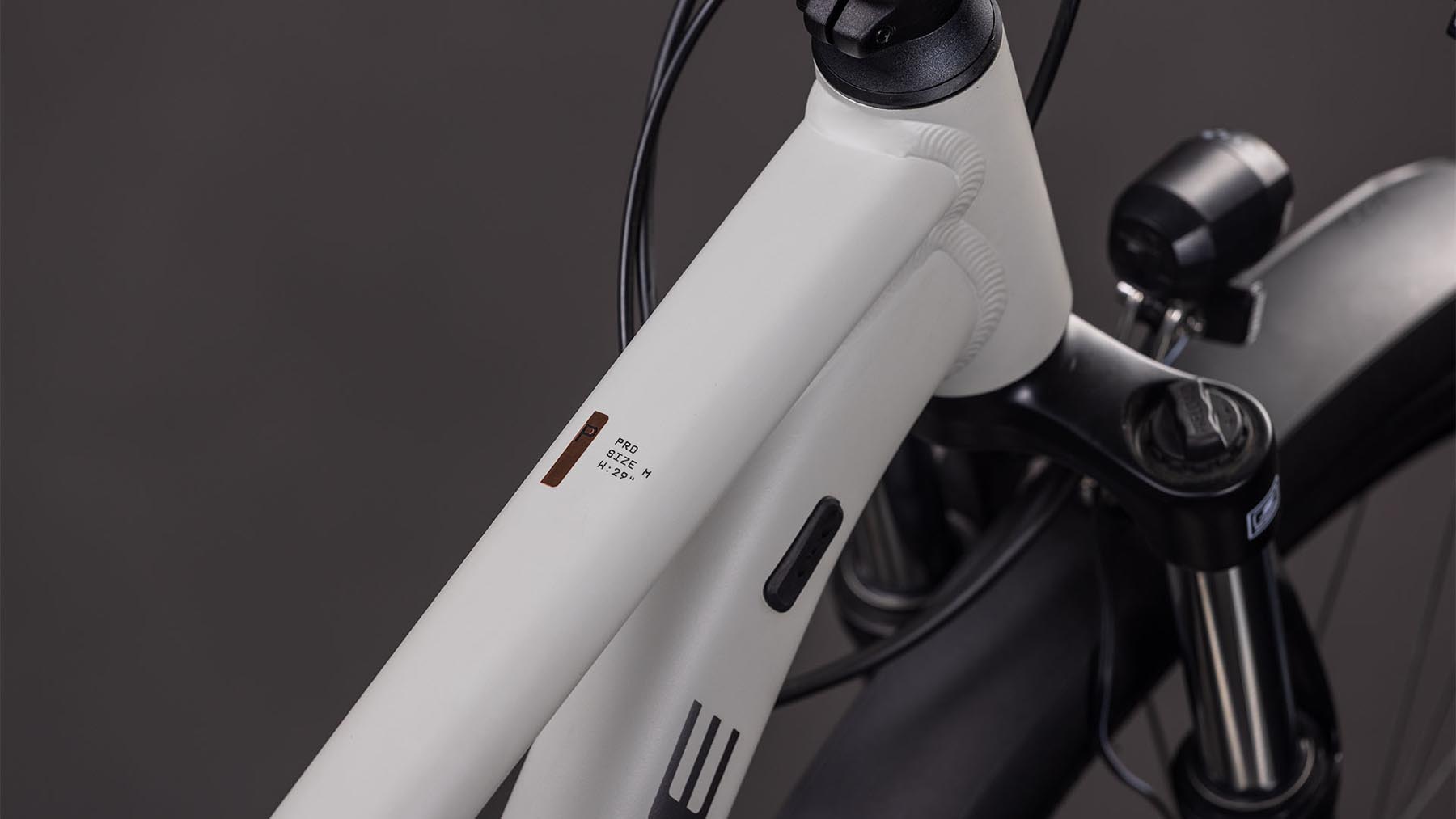 140250-Cube-Aim-Pro-FE-greige-n-titan-2026-Hardtail-Mountainbike-01