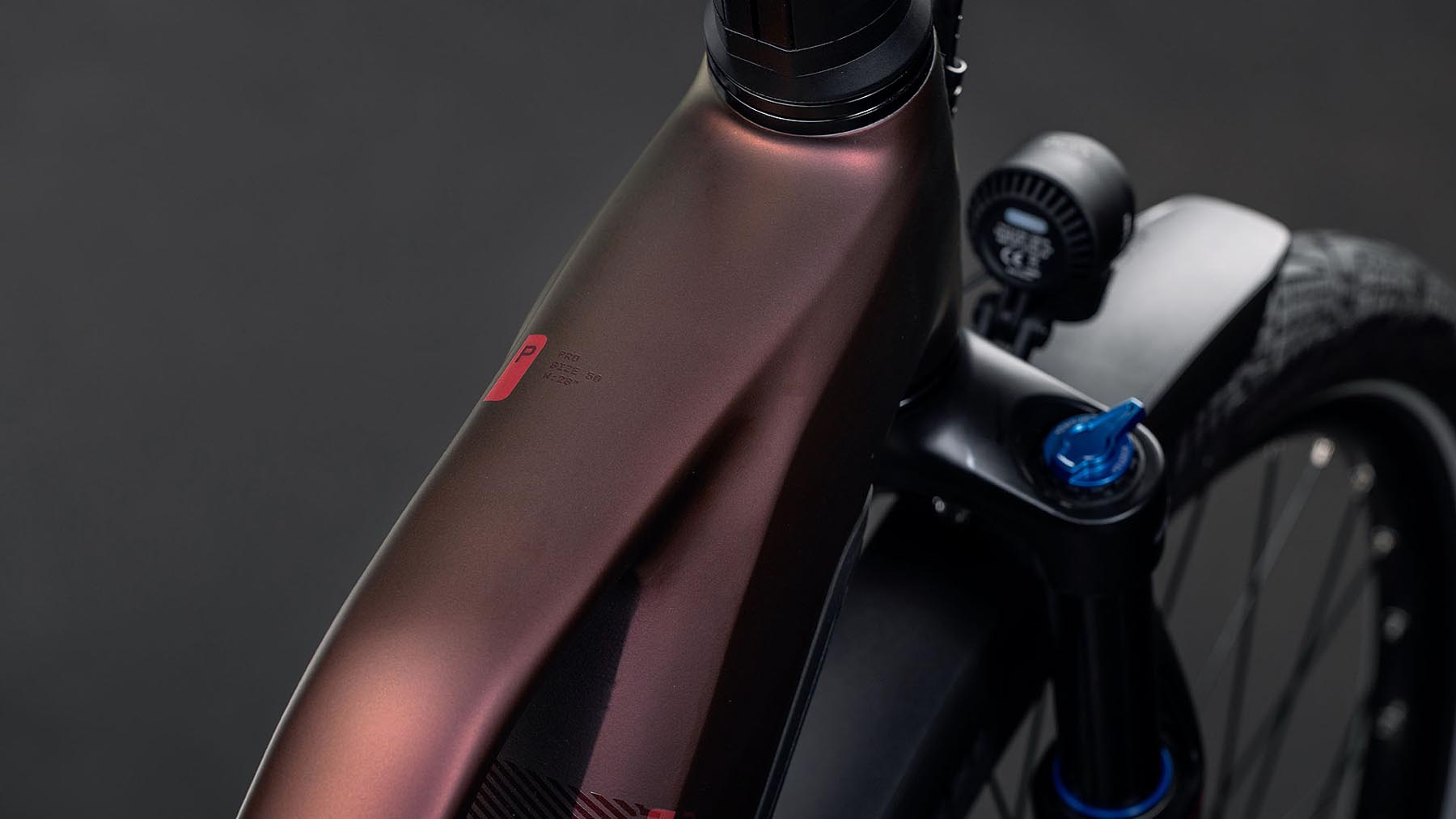 112211Z-Cube-Kathmandu-Hybrid-Pro-800-sunglow-n-chrome-2026-EBike-Trekkingrad-Damen-01