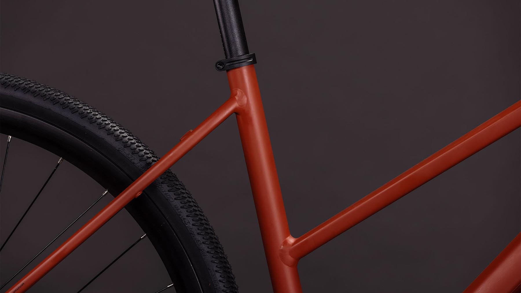 156301Z-Cube-Nulane-Race-amber-n-black-2026-Fitnessrad-Damen-04