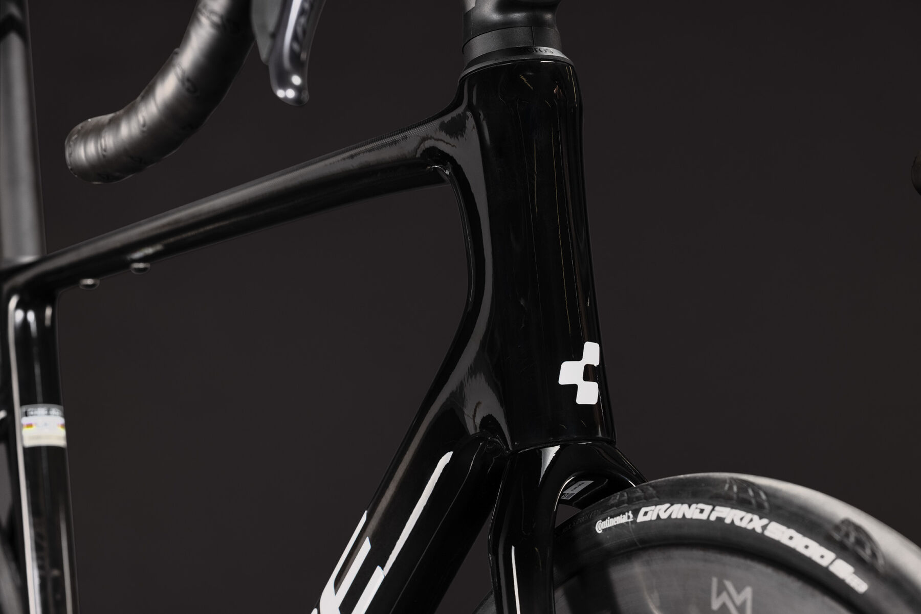 1131900-Cube-Attain-C-62-SLT-carbon-n-white-2027-06