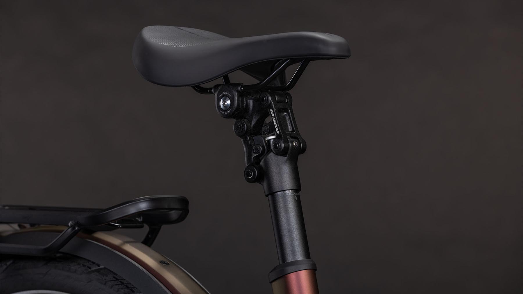 112212E-Cube-Kathmandu-Hybrid-Pro-800-sunglow-n-chrome-2026-EBike-Trekkingrad-Tiefeinsteiger-04