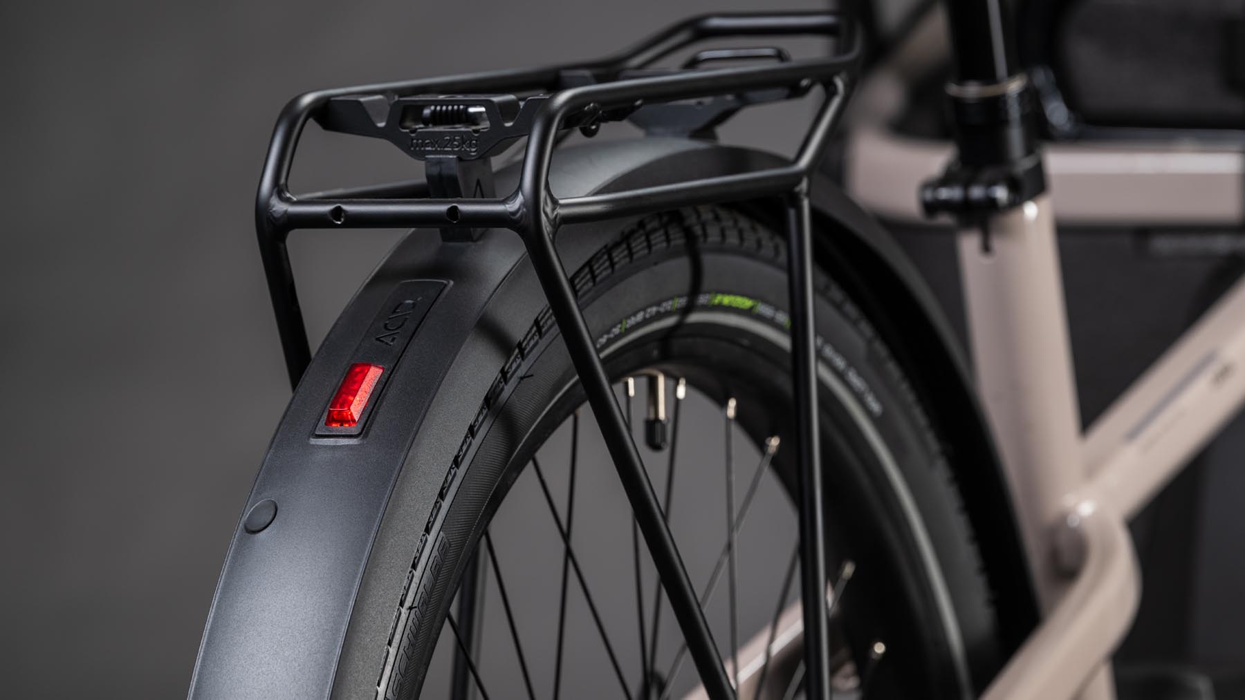 124200-Cube-Cargo-Hybrid-Comfort-Pro-Family-800-oatgrey-n-reflex-2026-EBike-Lastenfahrrad-03
