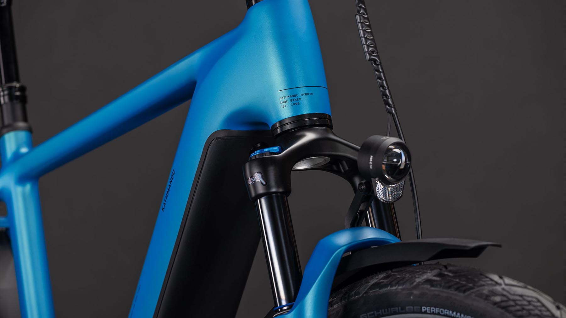 112310-Cube-Kathmandu-Hybrid-Comfort-Pro-800-azure-n-black-2026-EBike-Trekkingrad-Herren-05