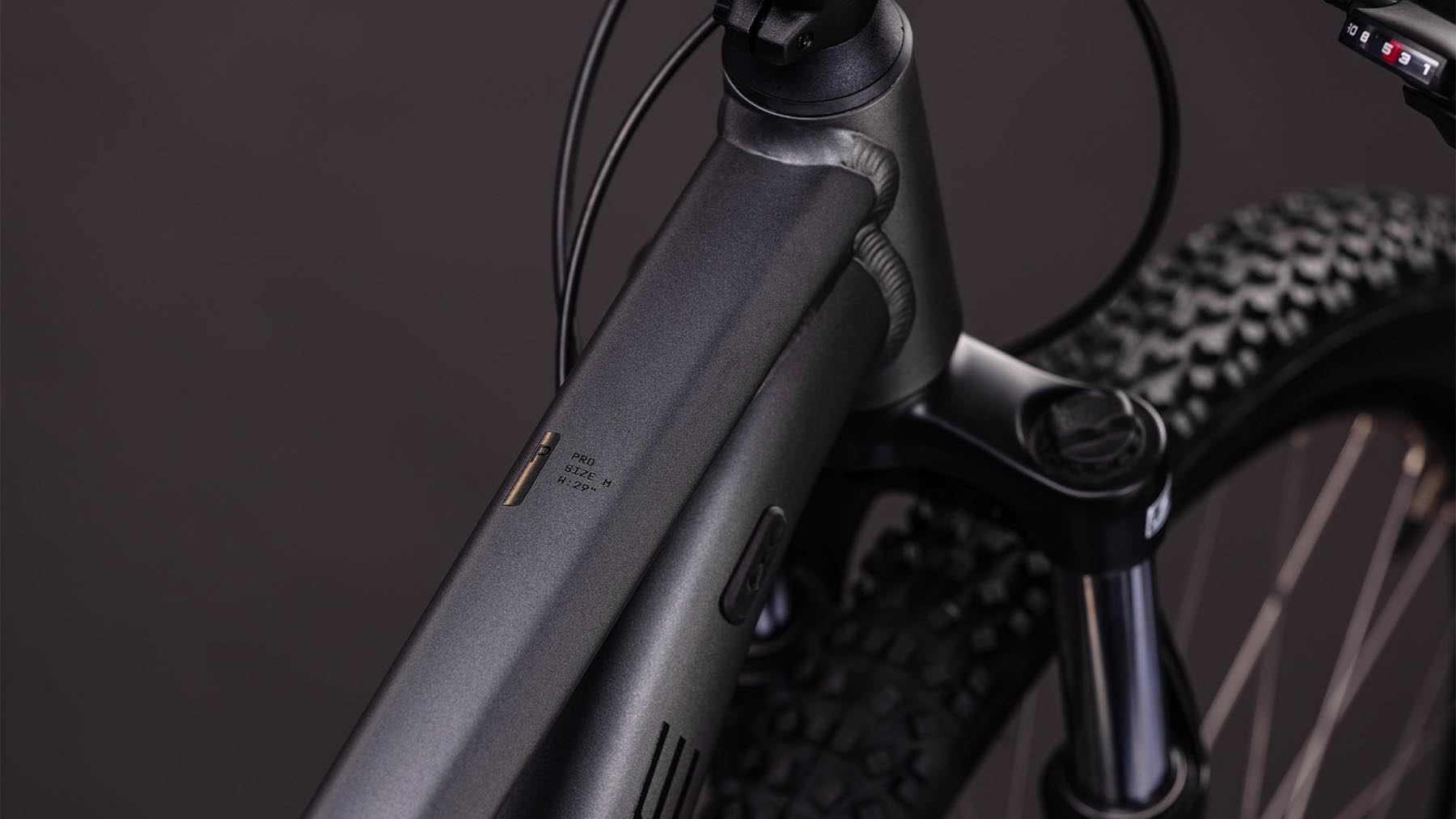 140200-Cube-Aim-Pro-slateblack-n-black-2026-Hardtail-Mountainbike-01