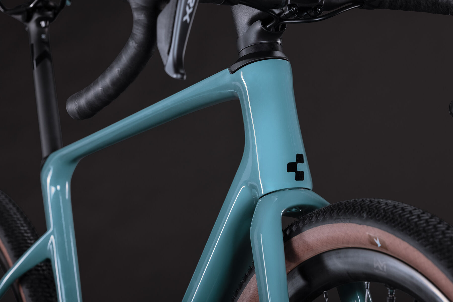 1136300-Cube-Nuroad-C-62-EX-surfblue-n-black-2027-01