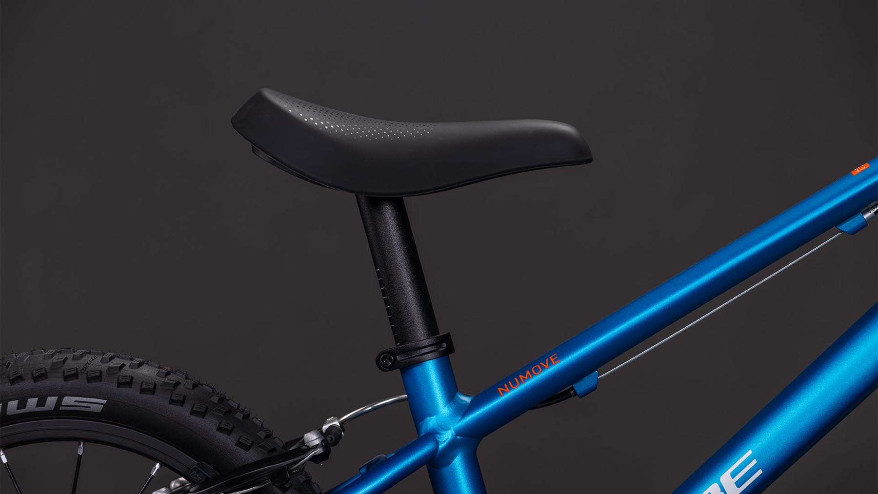 150200-Cube-Numove-140-topasblue-n-nebula-2026-Kinderrad-14-Zoll-03
