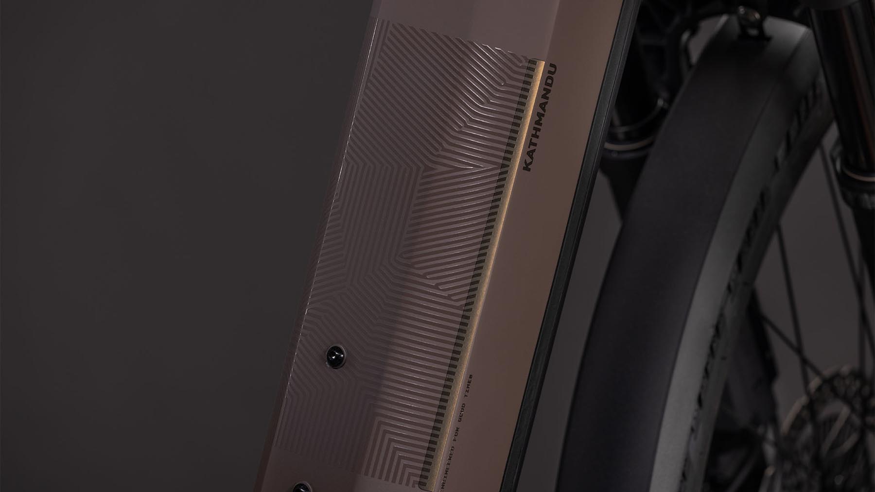 112502E-Cube-Kathmandu-Hybrid-EXC-800-cedar-n-chrome-2026-EBike-Trekkingrad-Tiefeinsteiger-03