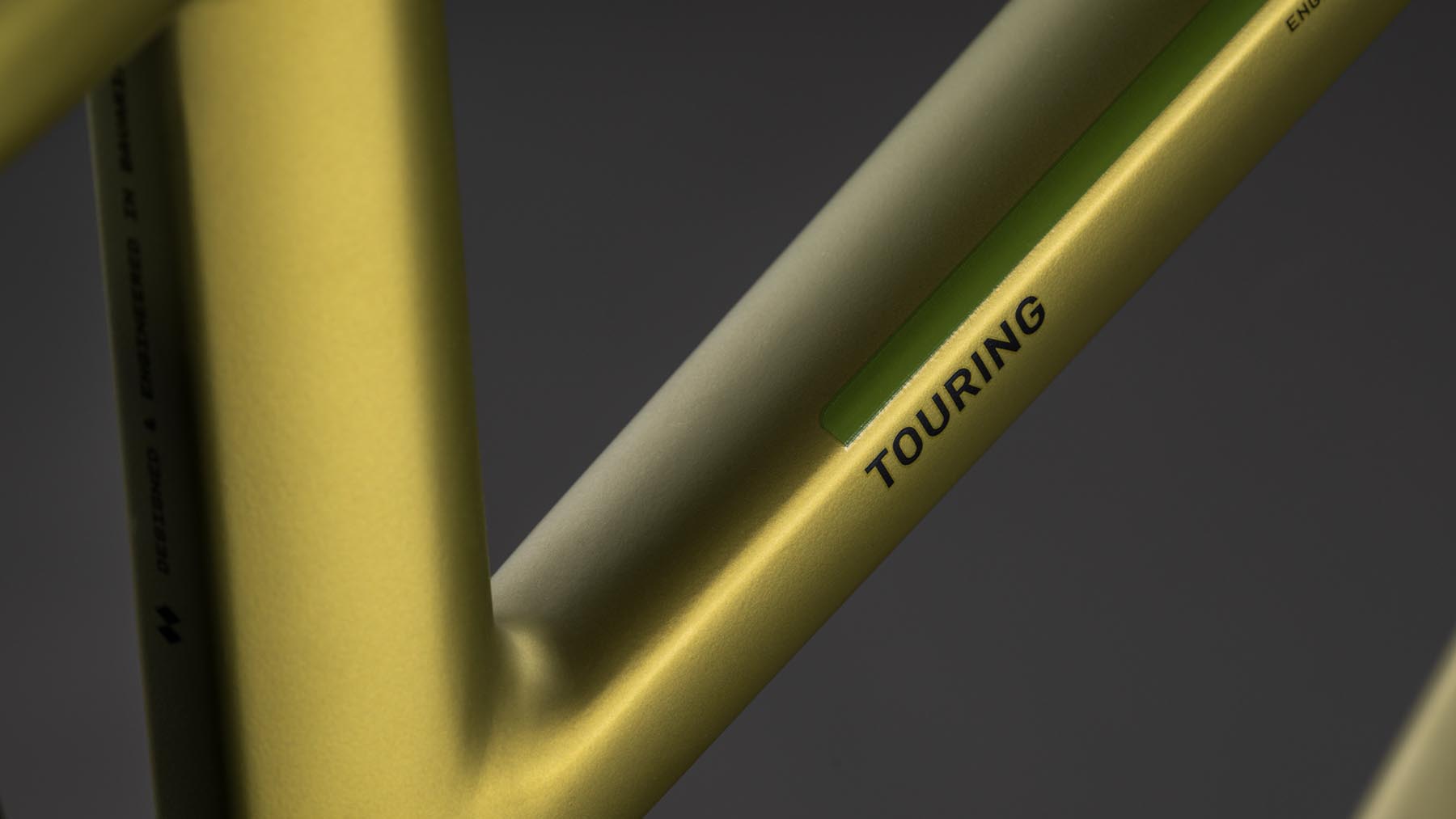 111211Z-Cube-Touring-Hybrid-Pro-800-goldenlime-n-black-2026-EBike-Trekkingrad-Damen-03