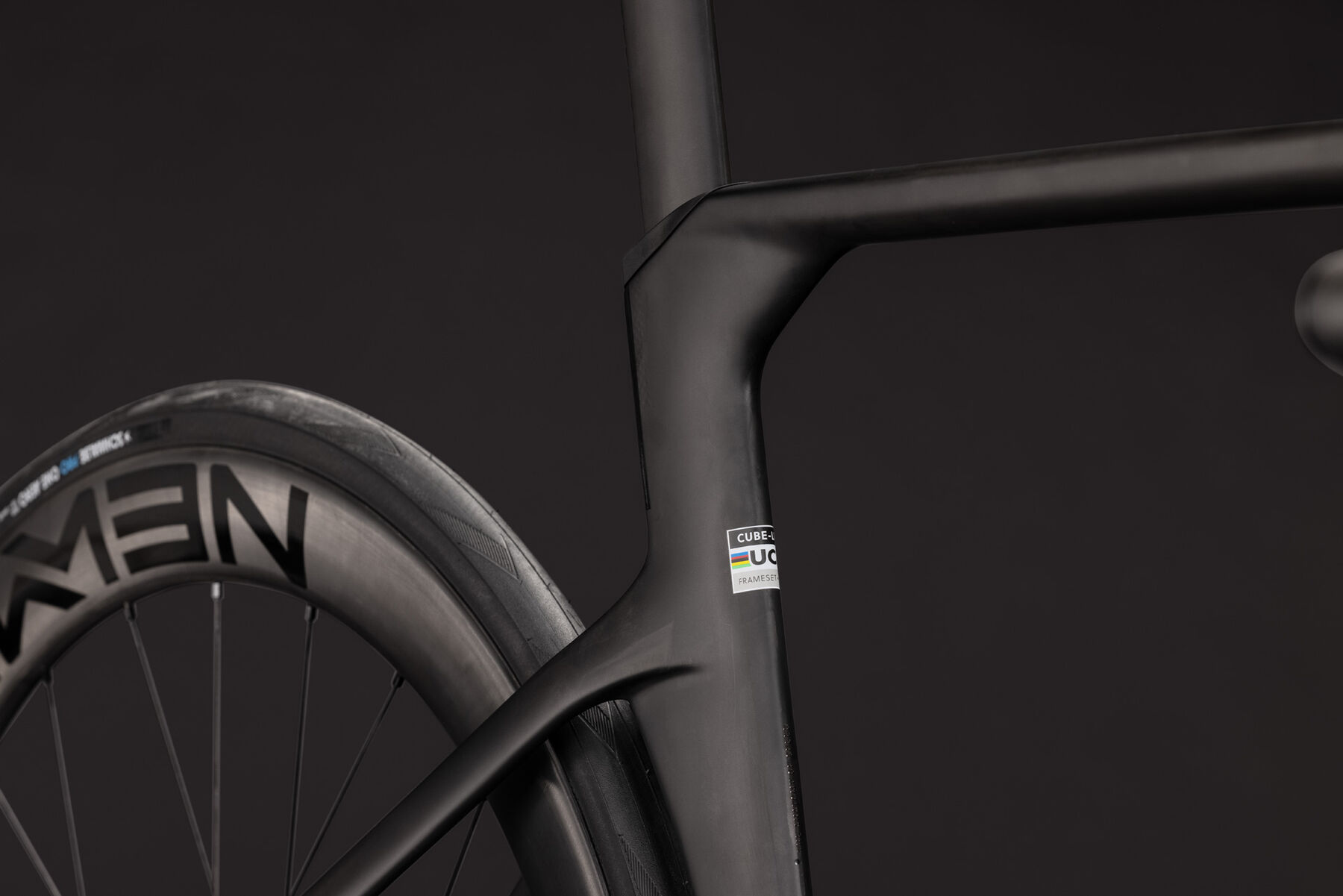 1133300-Cube-Litening-AERO-C-68X-Race-carbon-n-chrome-2027-05