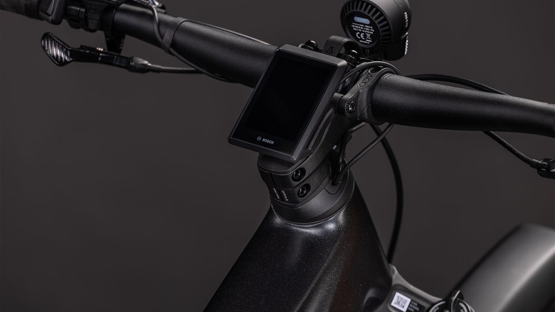108630-Cube-Reaction-Hybrid-SLX-800-FE-silverdust-n-chrome-2026-EBike-Hardtail-Mountainbike-02