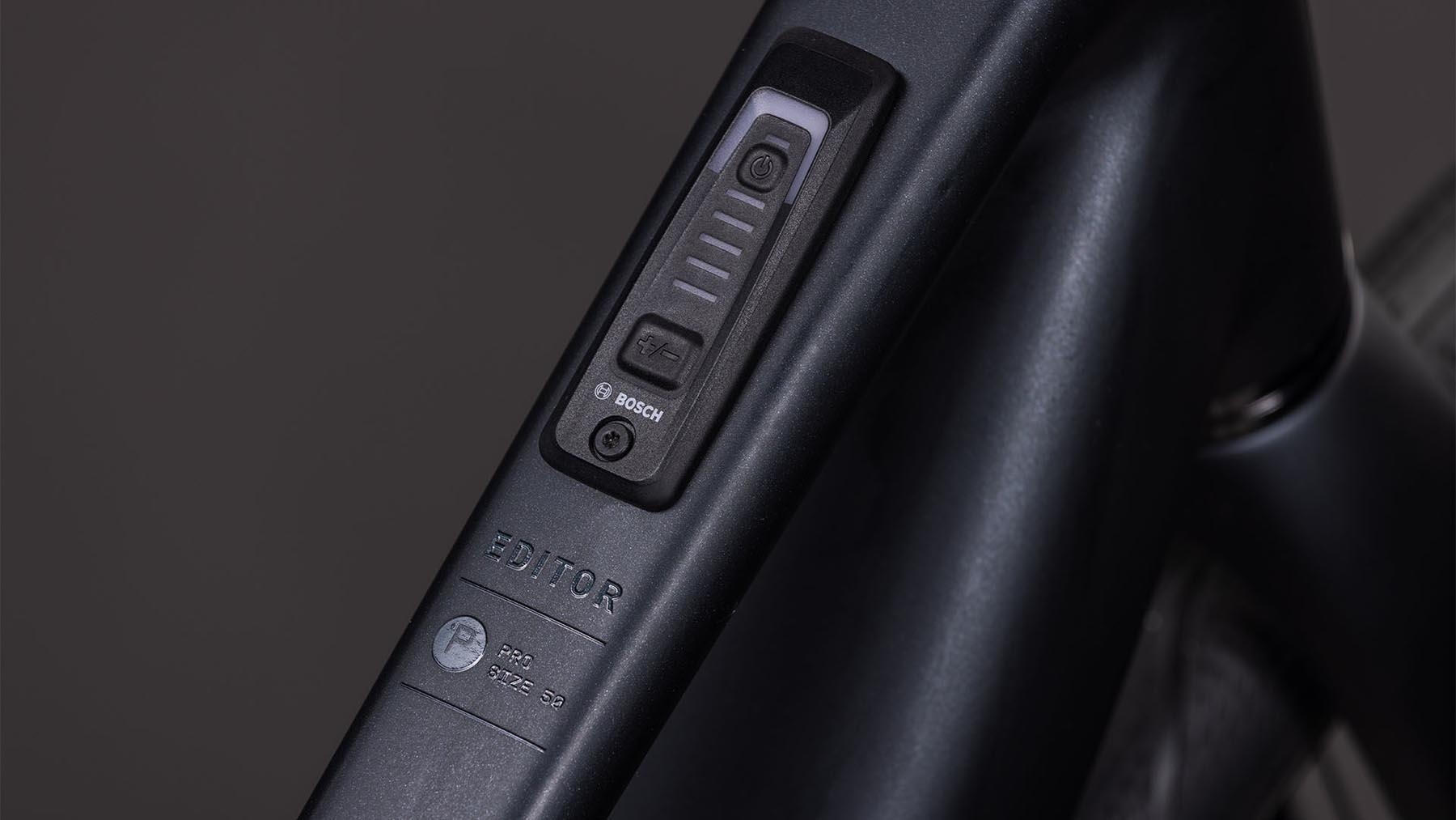 123101Z-Cube-Editor-Hybrid-Pro-400X-coal-n-prism-2026-EBike-Fitnessrad-Damen-02