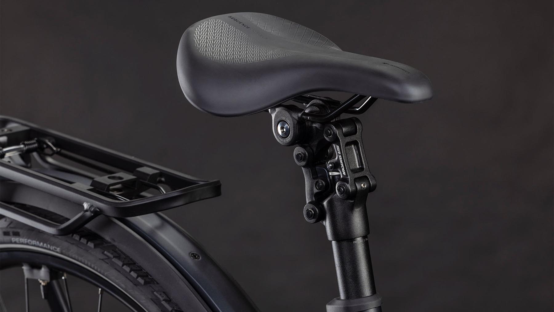 112201Z-Cube-Kathmandu-Hybrid-Pro-800-coal-n-black-2026-EBike-Trekkingrad-Damen-03