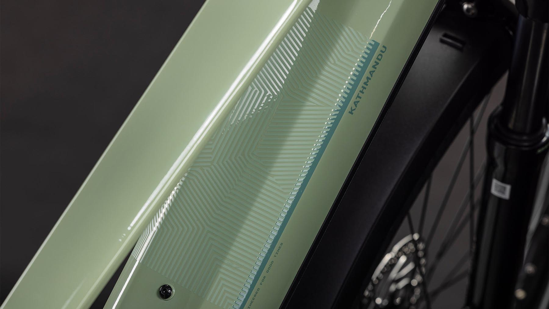 112131Z-Cube-Kathmandu-Hybrid-ONE-800-pea-n-green-2026-EBike-Trekkingrad-Damen-02