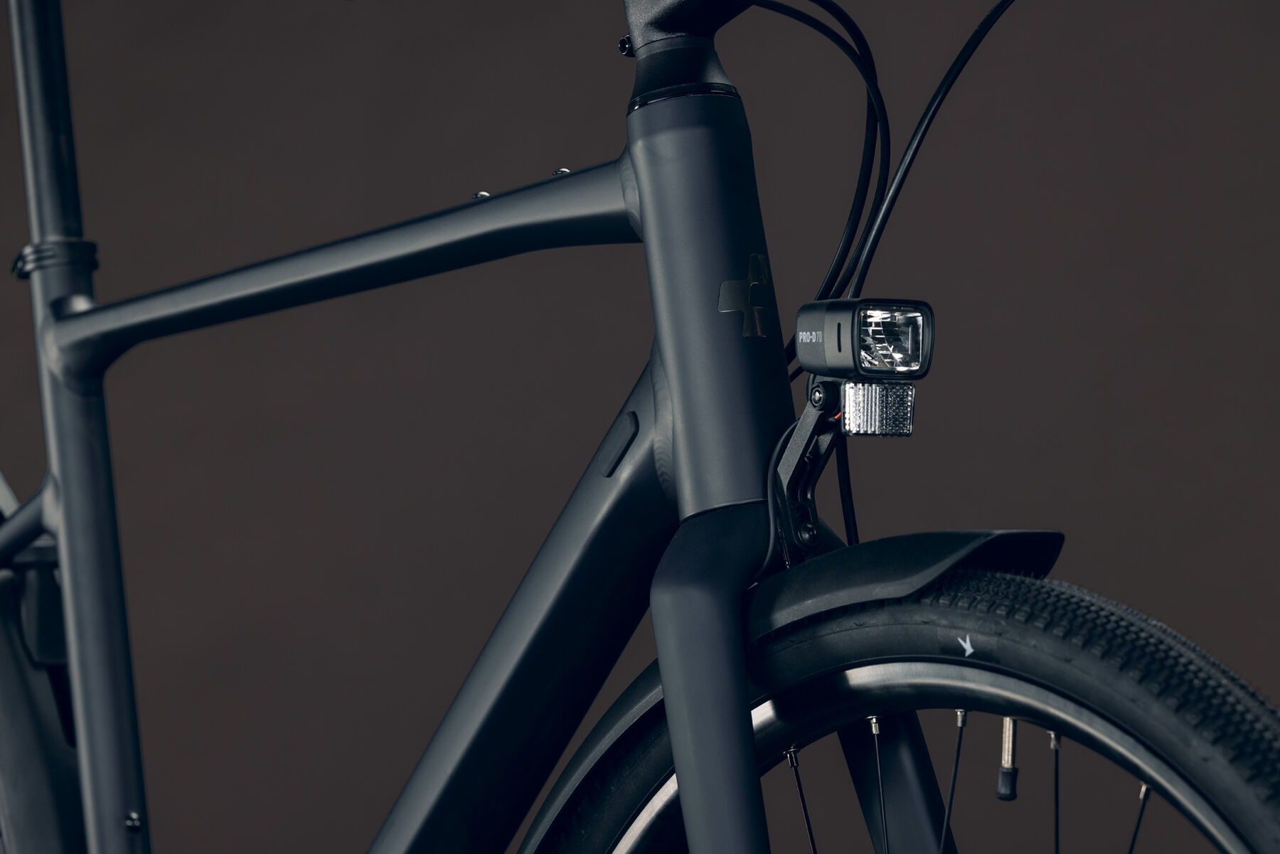1162250-Cube-Nulane-Pro-FE-night-n-chrome-2027-03