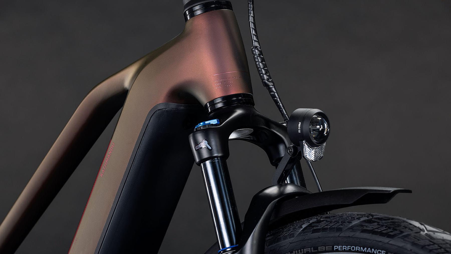 112211Z-Cube-Kathmandu-Hybrid-Pro-800-sunglow-n-chrome-2026-EBike-Trekkingrad-Damen-05