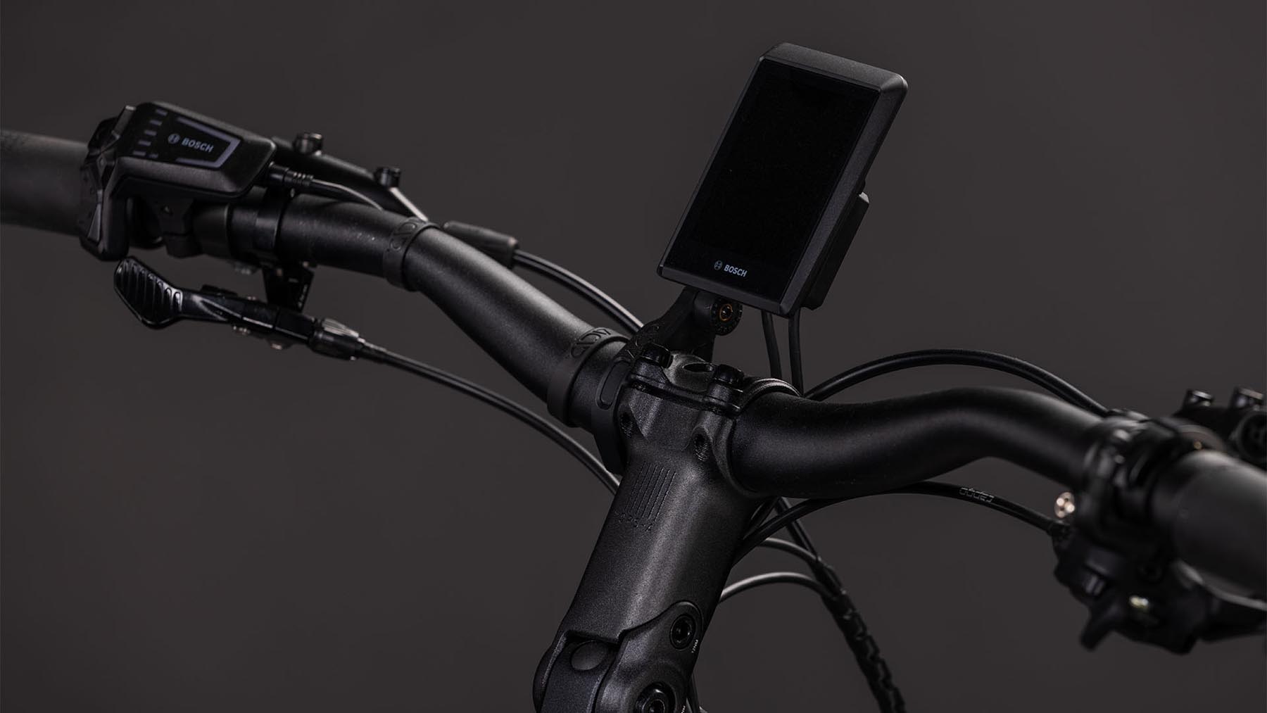 112502E-Cube-Kathmandu-Hybrid-EXC-800-cedar-n-chrome-2026-EBike-Trekkingrad-Tiefeinsteiger-02