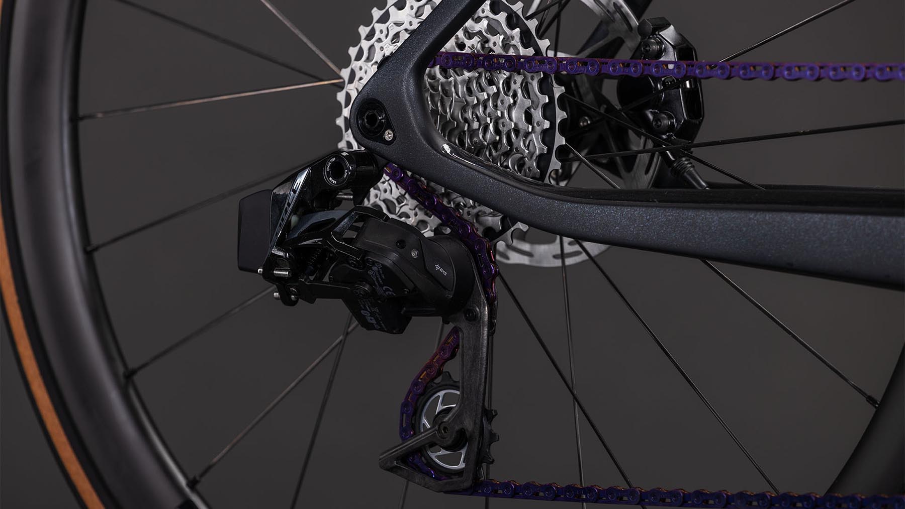 126400-Cube-Agree-C-62-SLX-nightshift-n-prism-2026-Carbon-Rennrad-06