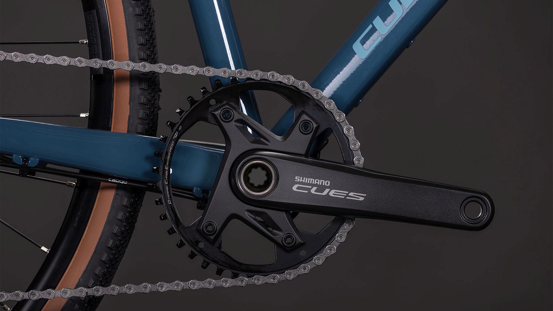 129200-Cube-Nuroad-ONE-grovegreen-n-black-2026-Gravel-Bike-04