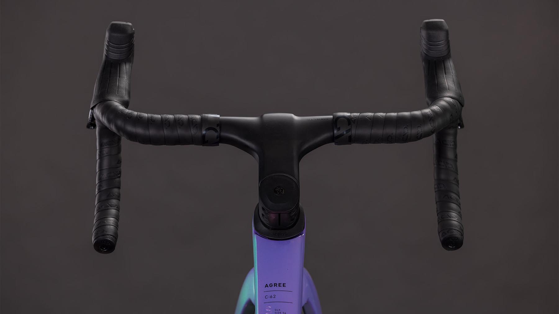 126410-Cube-Agree-C-62-SLX-cosmicpurple-n-black-2026-Carbon-Rennrad-04