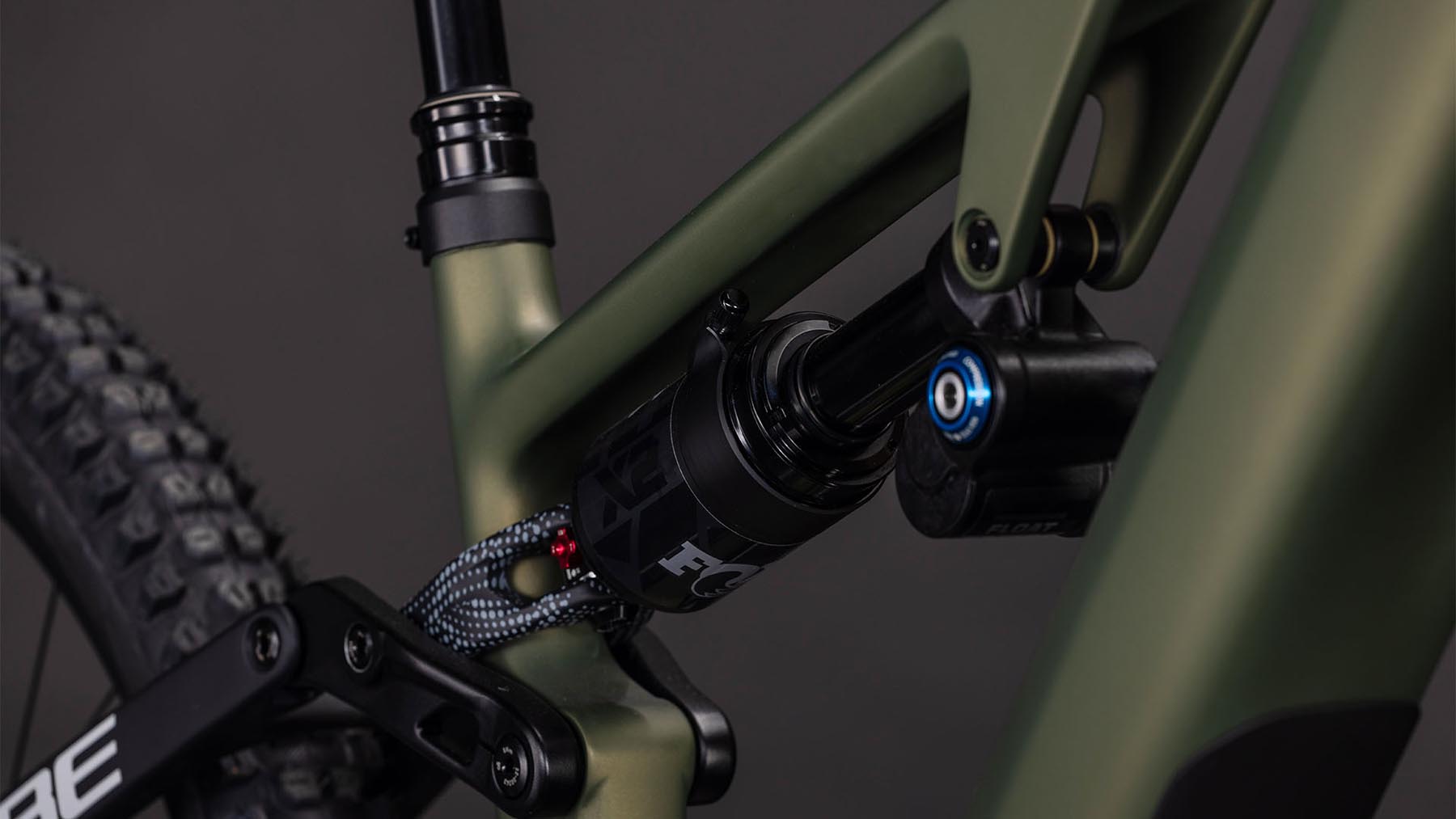 105200-Cube-AMS-Hybrid-177-C-62-TM-600X-reedgreen-n-matrix-2026-EBike-Fully-Mountainbike-06