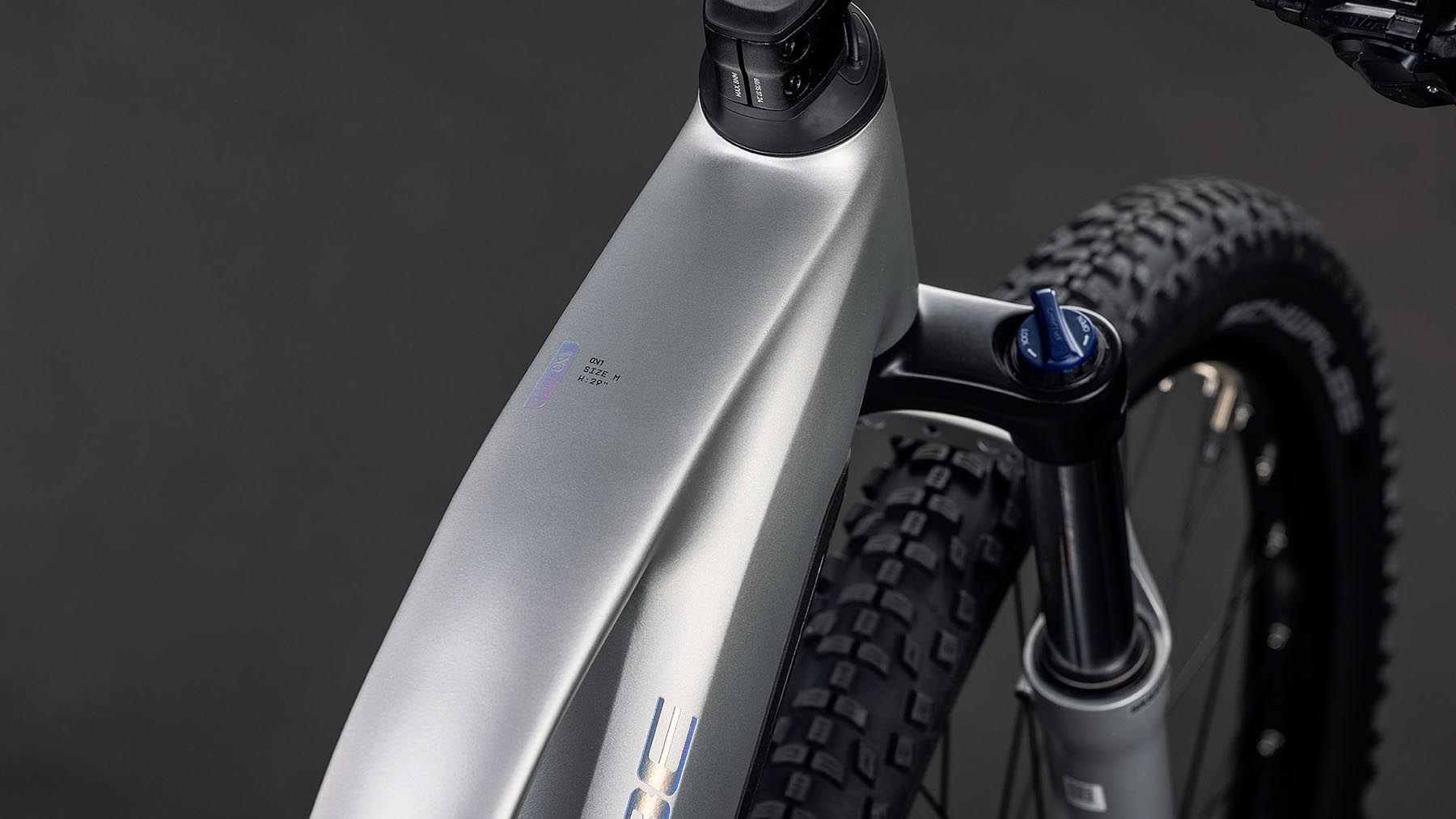 108151Z-Cube-Reaction-Hybrid-ONE-800-sleekgrey-n-prism-2026-EBike-Hardtail-Mountainbike-Damen-01