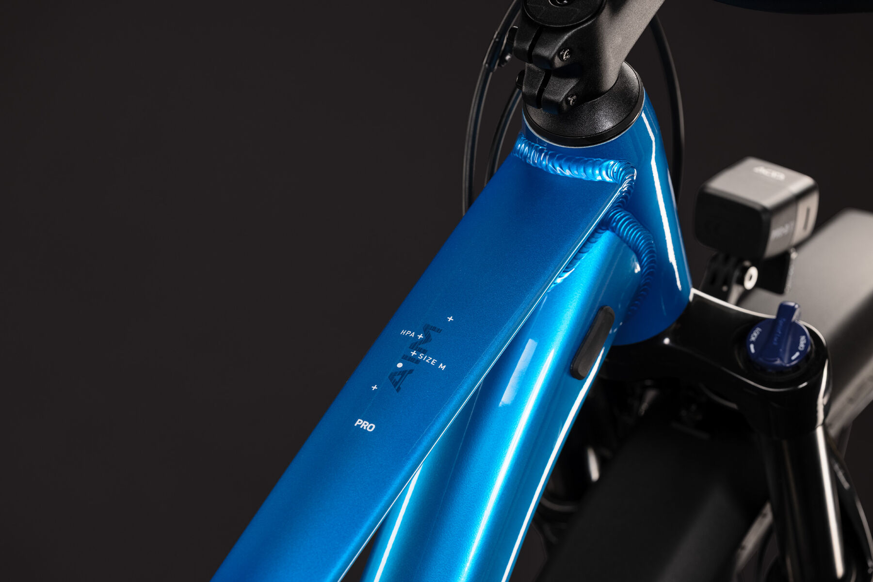 1140260-Cube-Aim-Pro-FE-topasblue-n-blue-2027-01