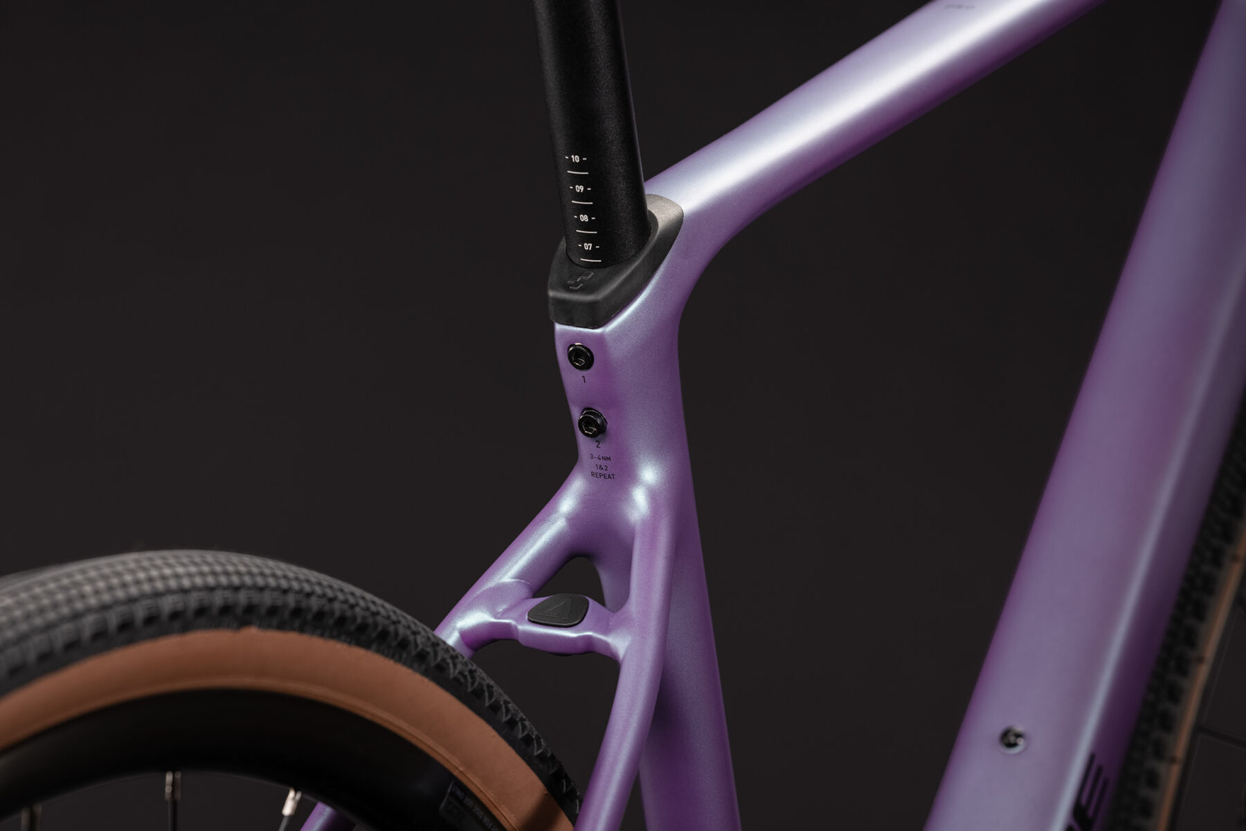 1135210-Cube-Nuroad-Pro-mysticpurple-n-black-2027-03